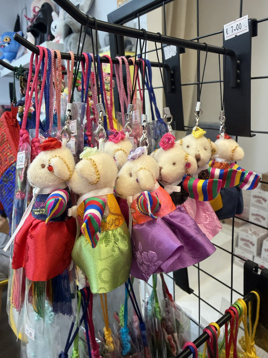 TEDDY BEAR KNOT KEYRING