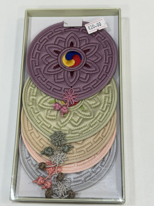 ROUND TAEGEUK COASTER SET
