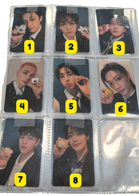 STRAY KIDS - TAMAGOTCHI PHOTOCARD