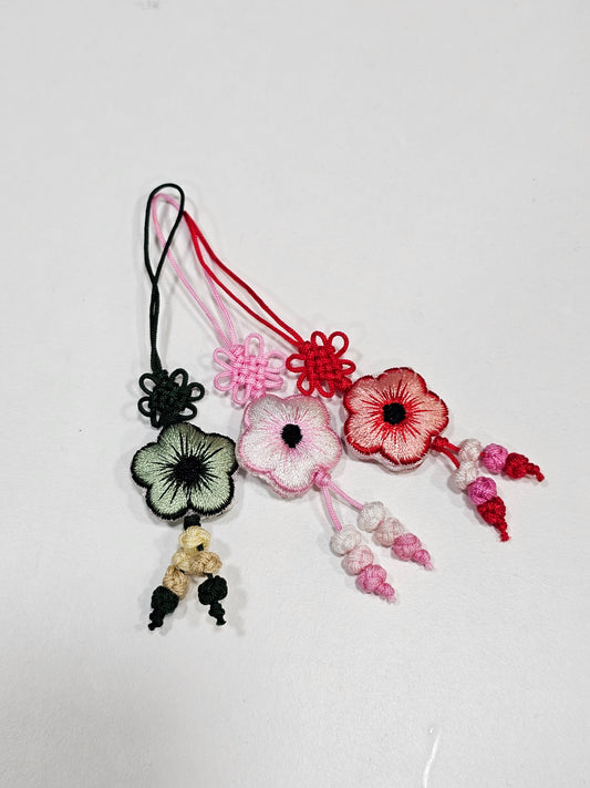 SMALL KNOT SIMBOL KEYRING