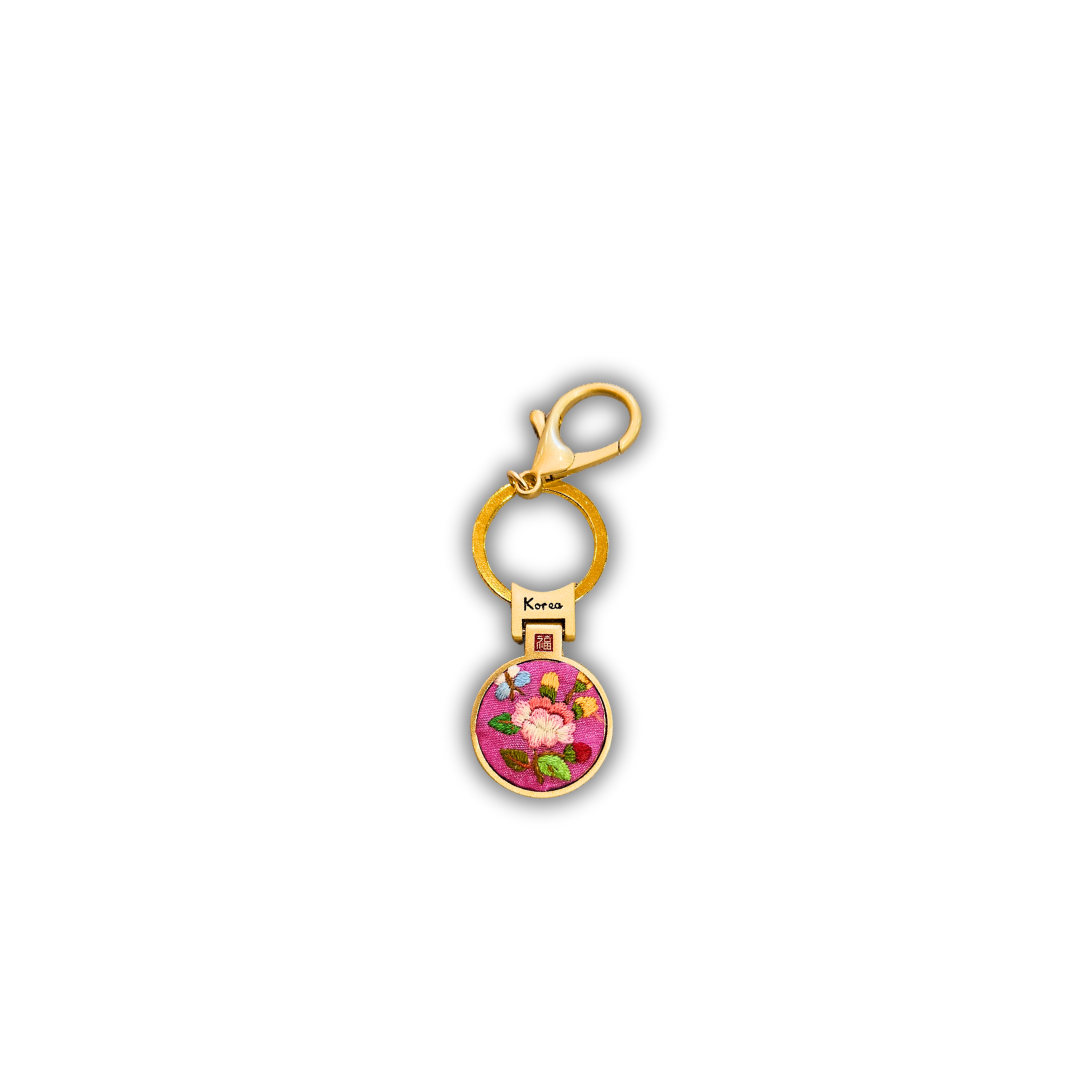 HAND-CREAFT FLORAL KEYCHAIN