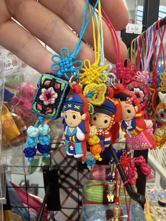 KNOT CHARACTER DOLL KEYRING